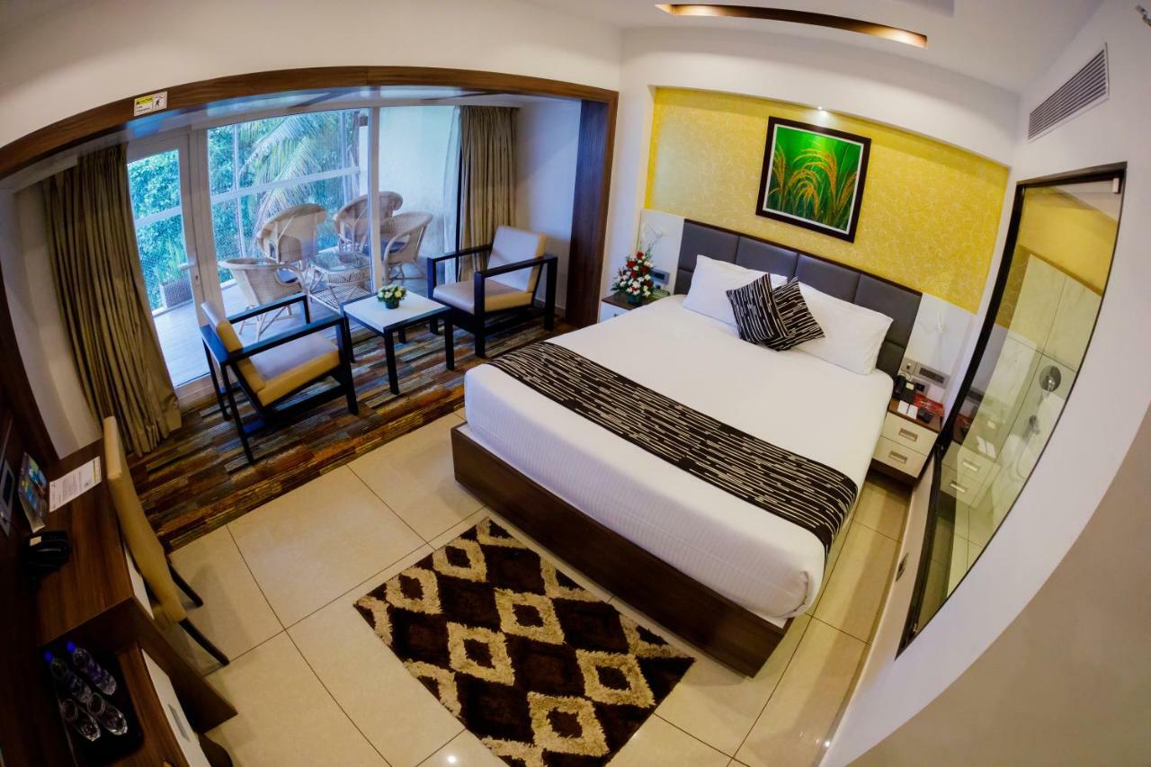 The Renai Cochin Hotell Kochi Eksteriør bilde