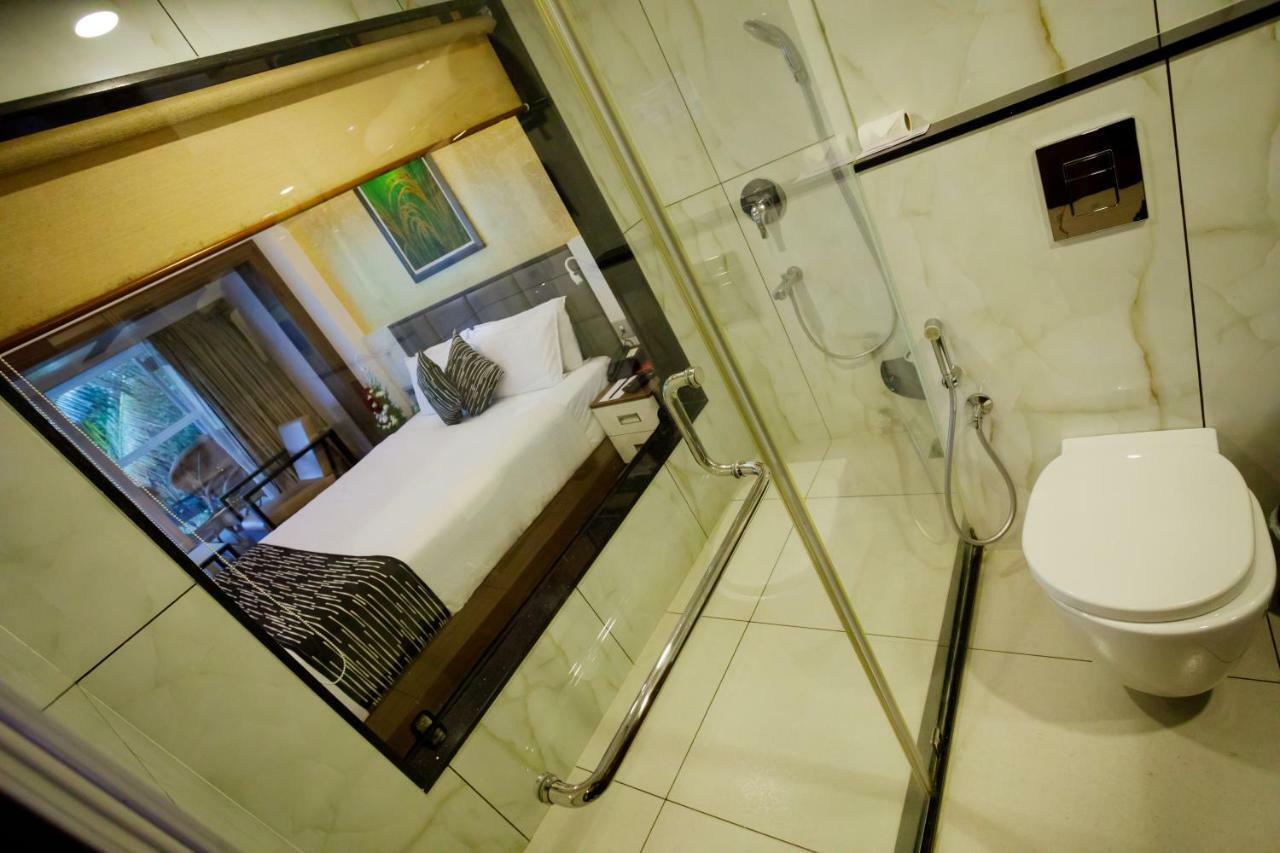 The Renai Cochin Hotell Kochi Eksteriør bilde